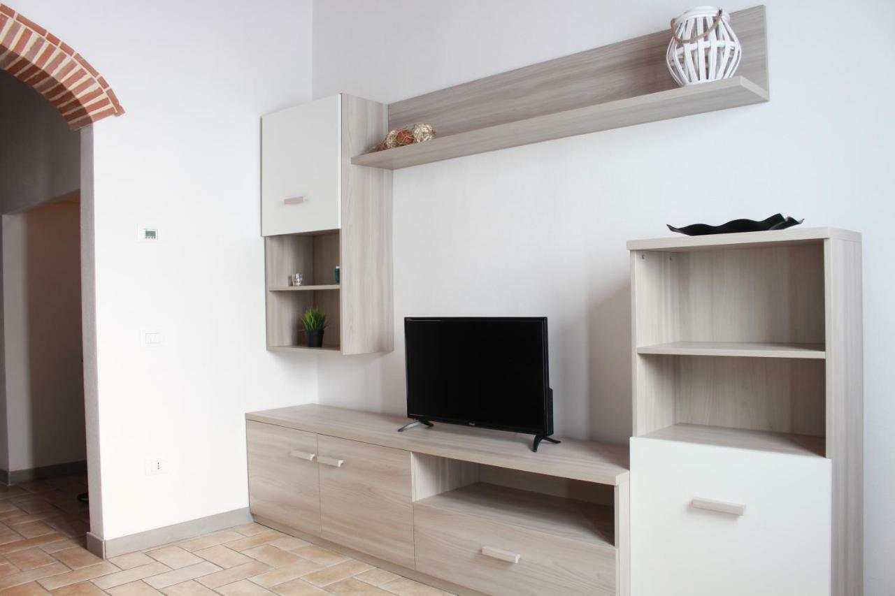 Affittacamere Cipri Montale  ภายนอก รูปภาพ